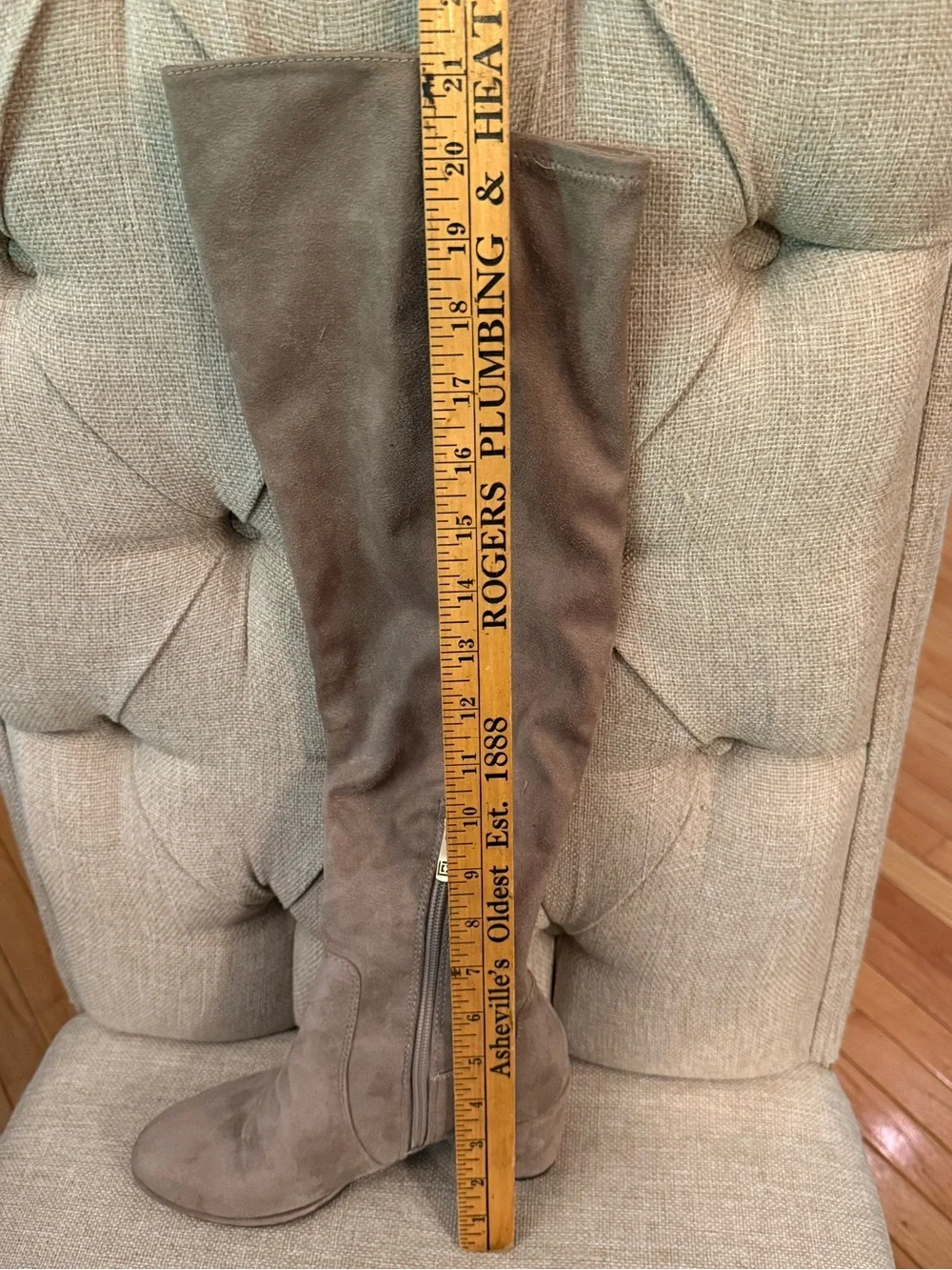 Liz Claiborne Taupe Over-the-Knee Suede Block Heel Boots Size 6